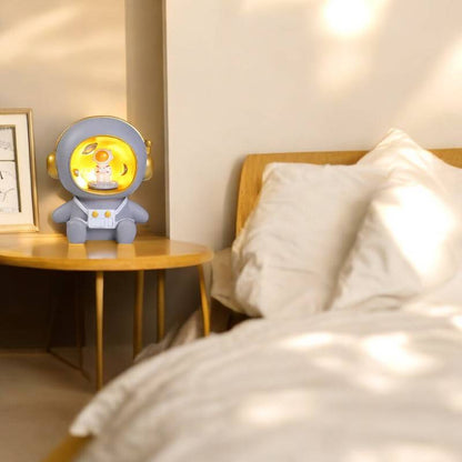 2-in-1 Astronaut Piggy Bank & Night Lamp For Kids